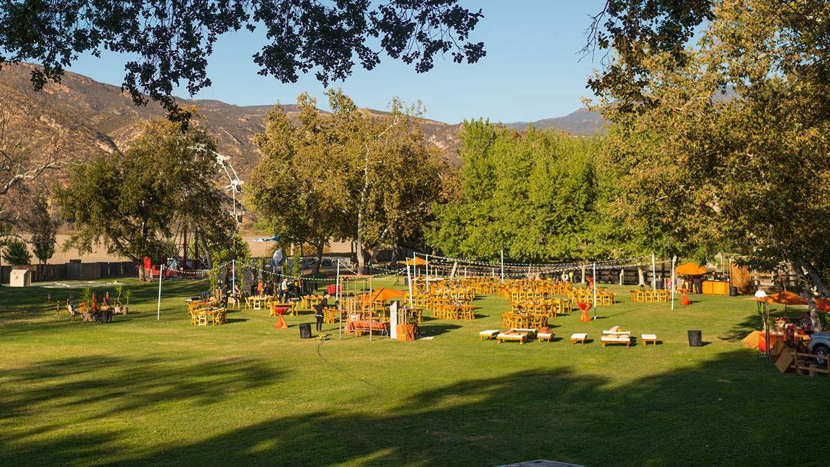 A beautiful event set on the spacious lawn of the private and secluded Oak Canyon Park in Orange, CA.